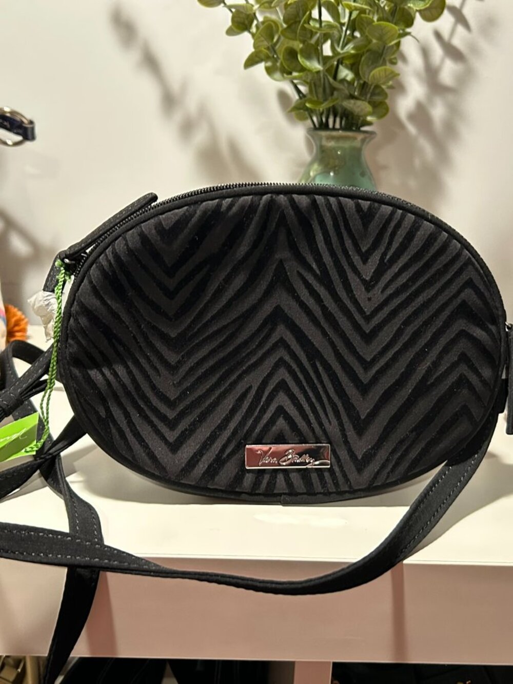 Vera Bradley NWT Oval Crossbody – Classic Black Zebra Flock